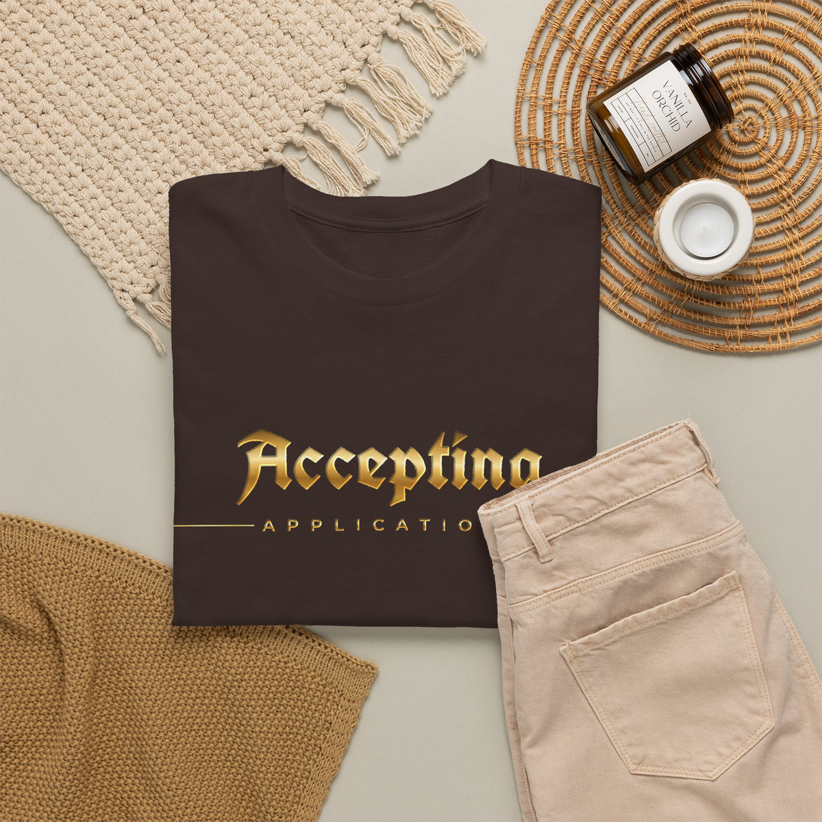 Accepting Applications Tee